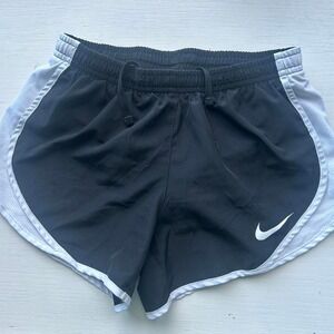 Small Nike girls running shorts EUC black/white EUC